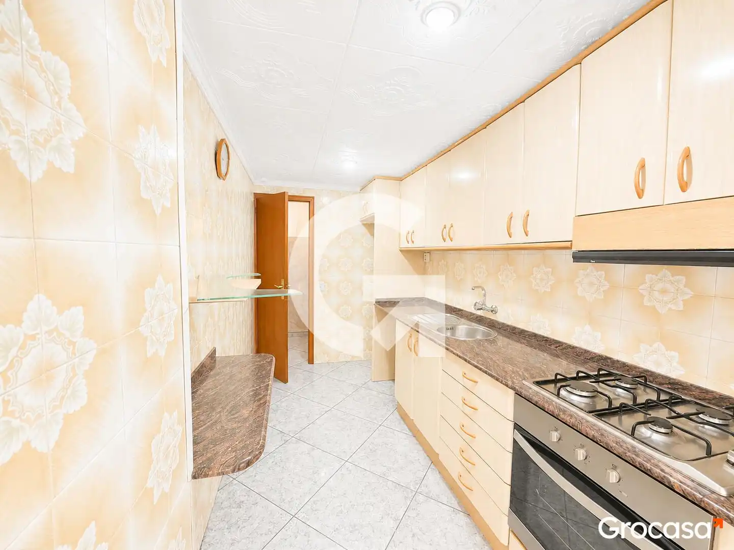 Cocina de Piso en venta en Barcelona con Calefacción, Terraza y Trastero