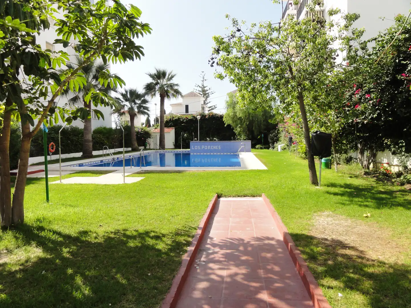 Piscina de Apartamento en venta en Benalmádena con Aire acondicionado, Calefacción y Terraza