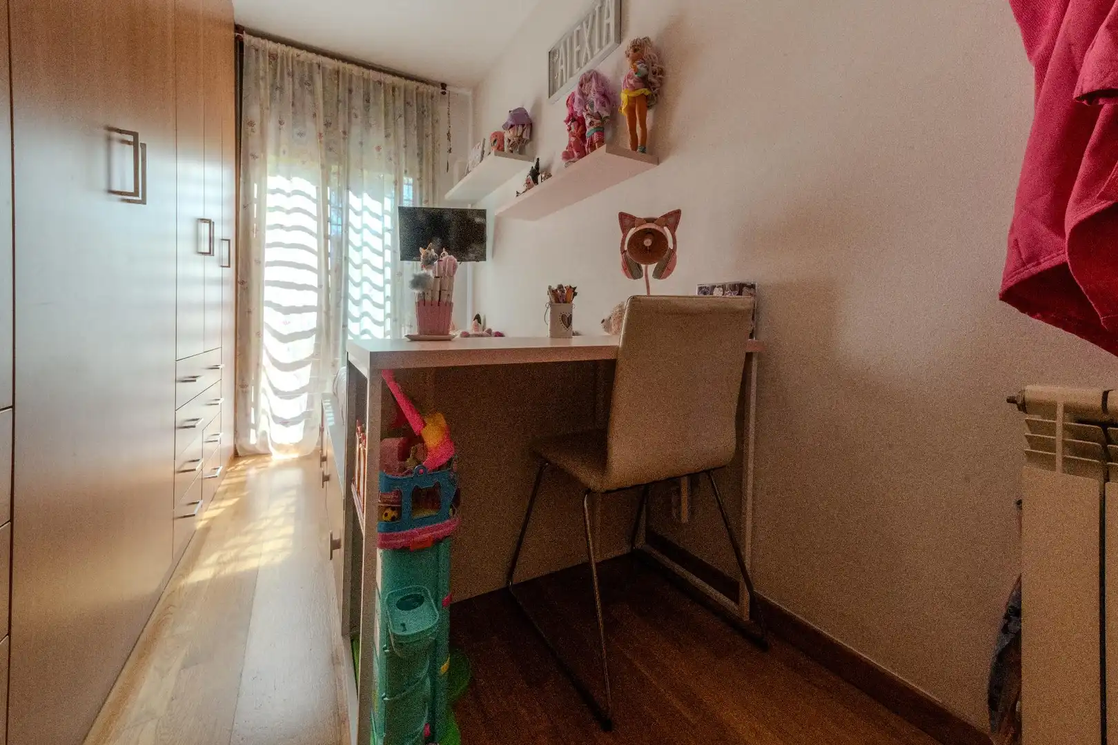Habitación de Planta baja en venta en Sabadell con Aire acondicionado, Calefacción y Jardín privado