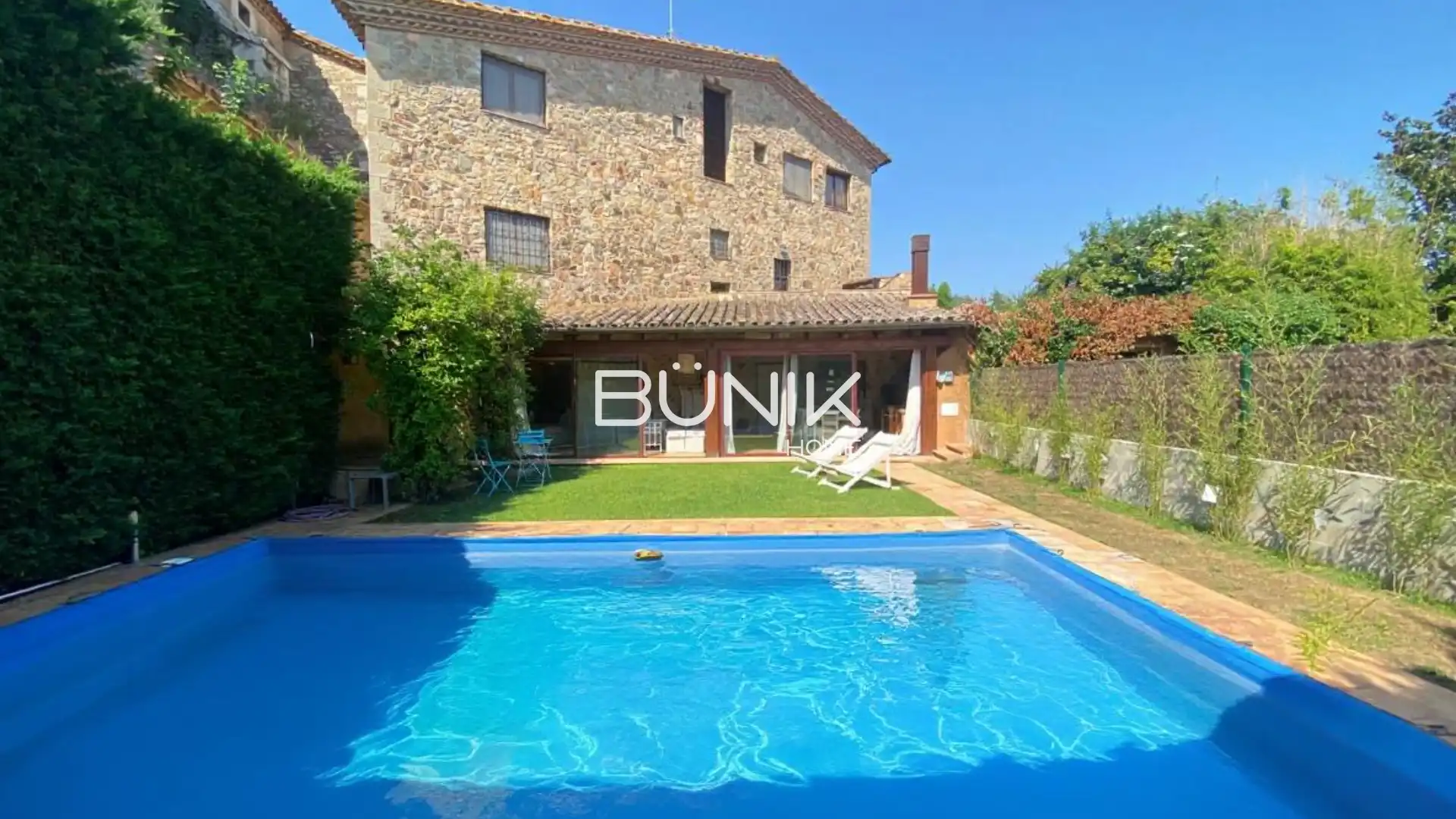 Piscina de Casa o xalet en venda en Torrent (Girona) amb Aire condicionat, Calefacció i Terrassa