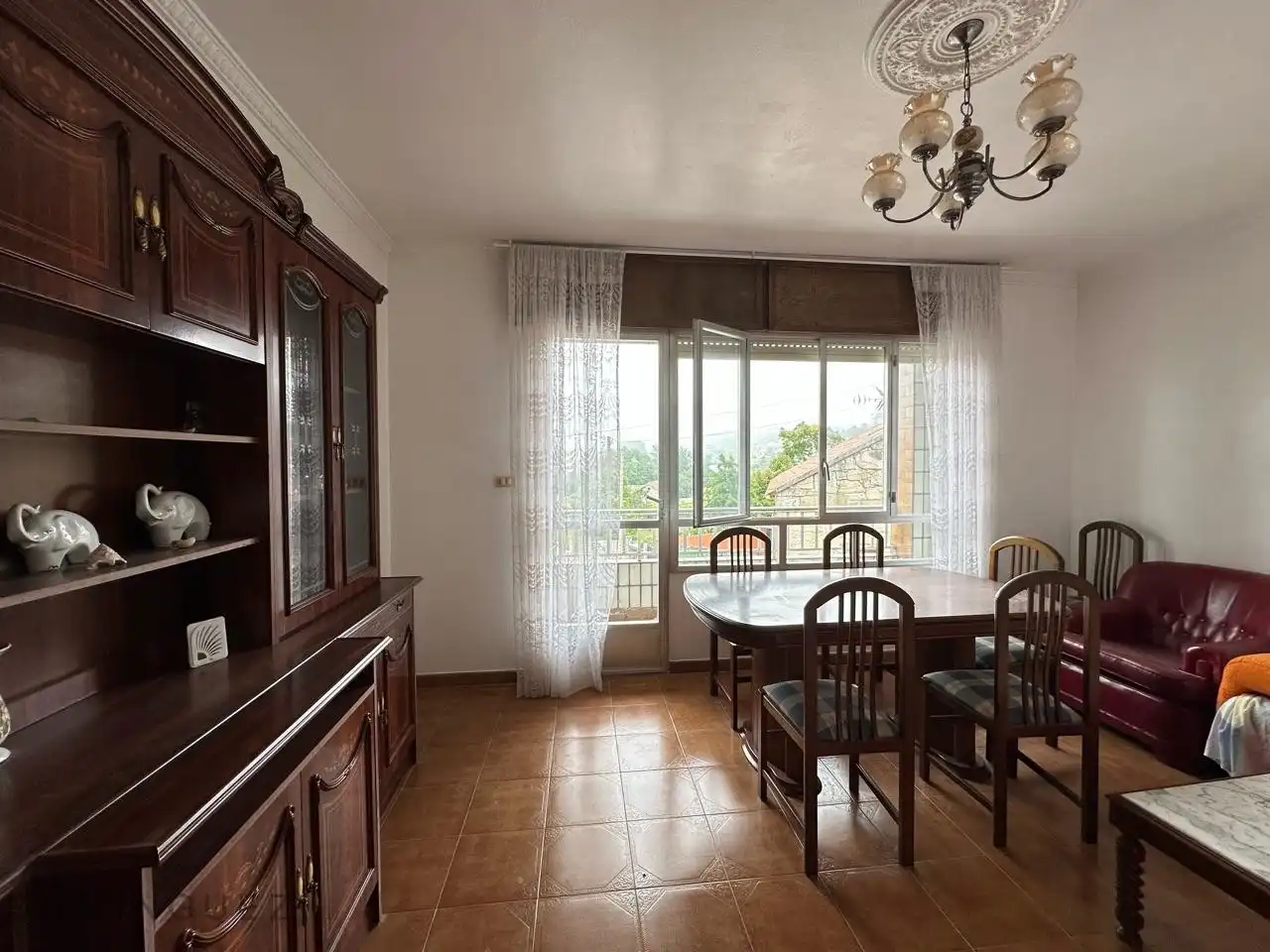 Menjador de Casa o xalet en venda en Marín amb Jardí privat i Traster