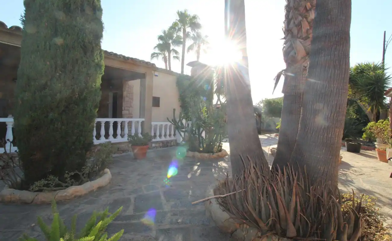 Jardí de Casa o xalet en venda en L'Eliana amb Aire condicionat, Calefacció i Jardí privat
