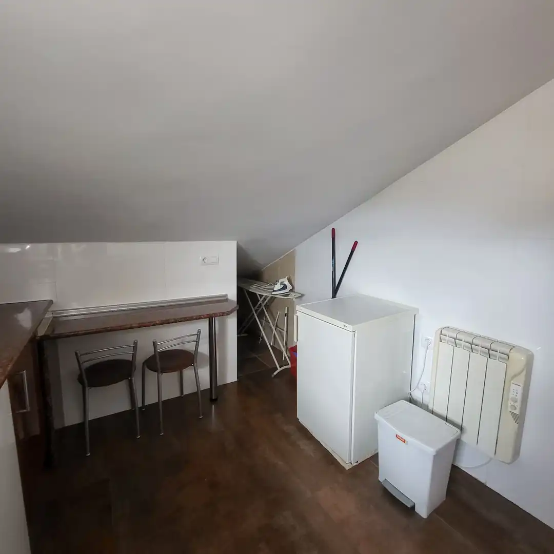 Dachboden zur Miete in Ávila mit Möbliert
