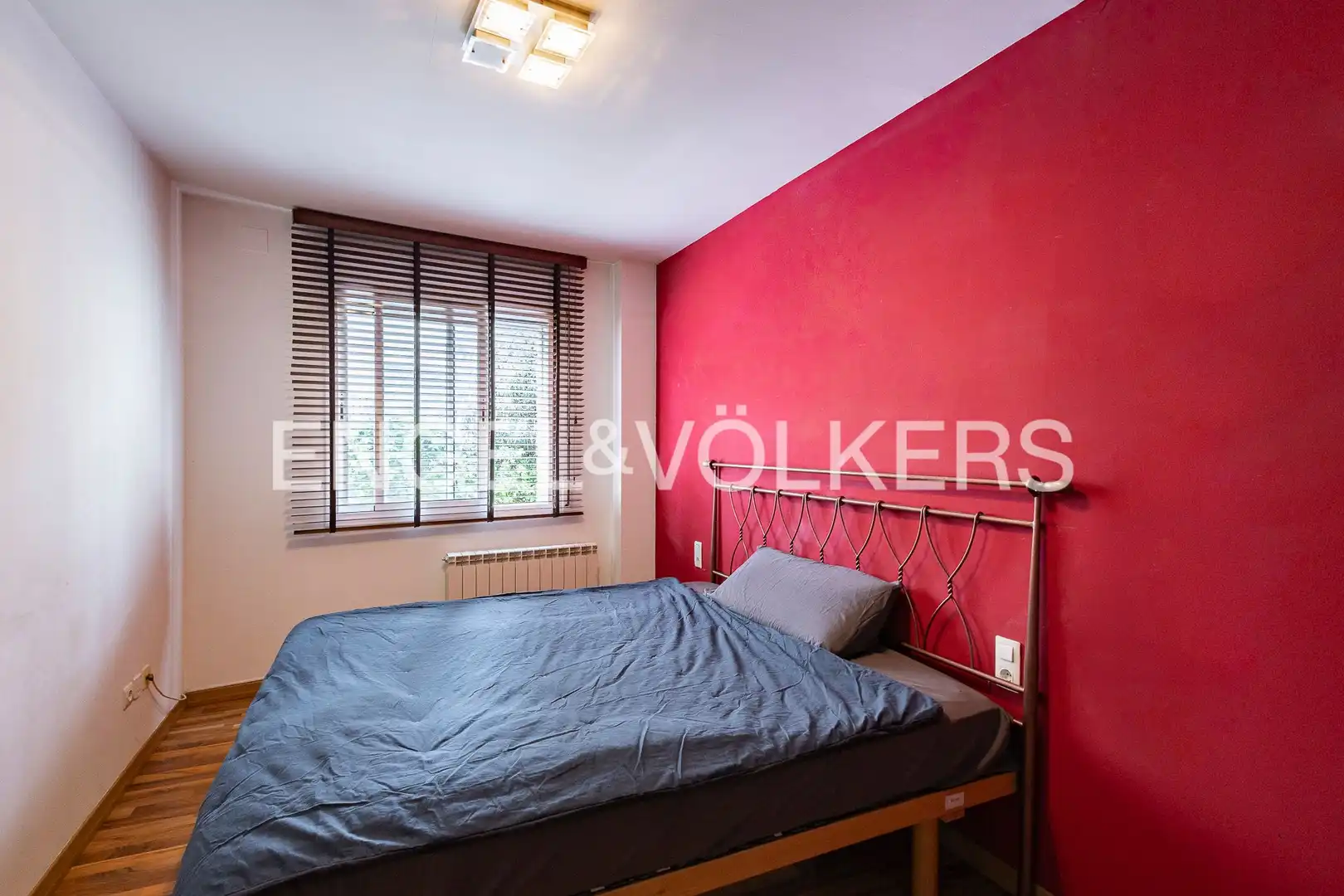 Habitación de Piso en venta en Terrassa con Aire acondicionado, Calefacción y Parquet