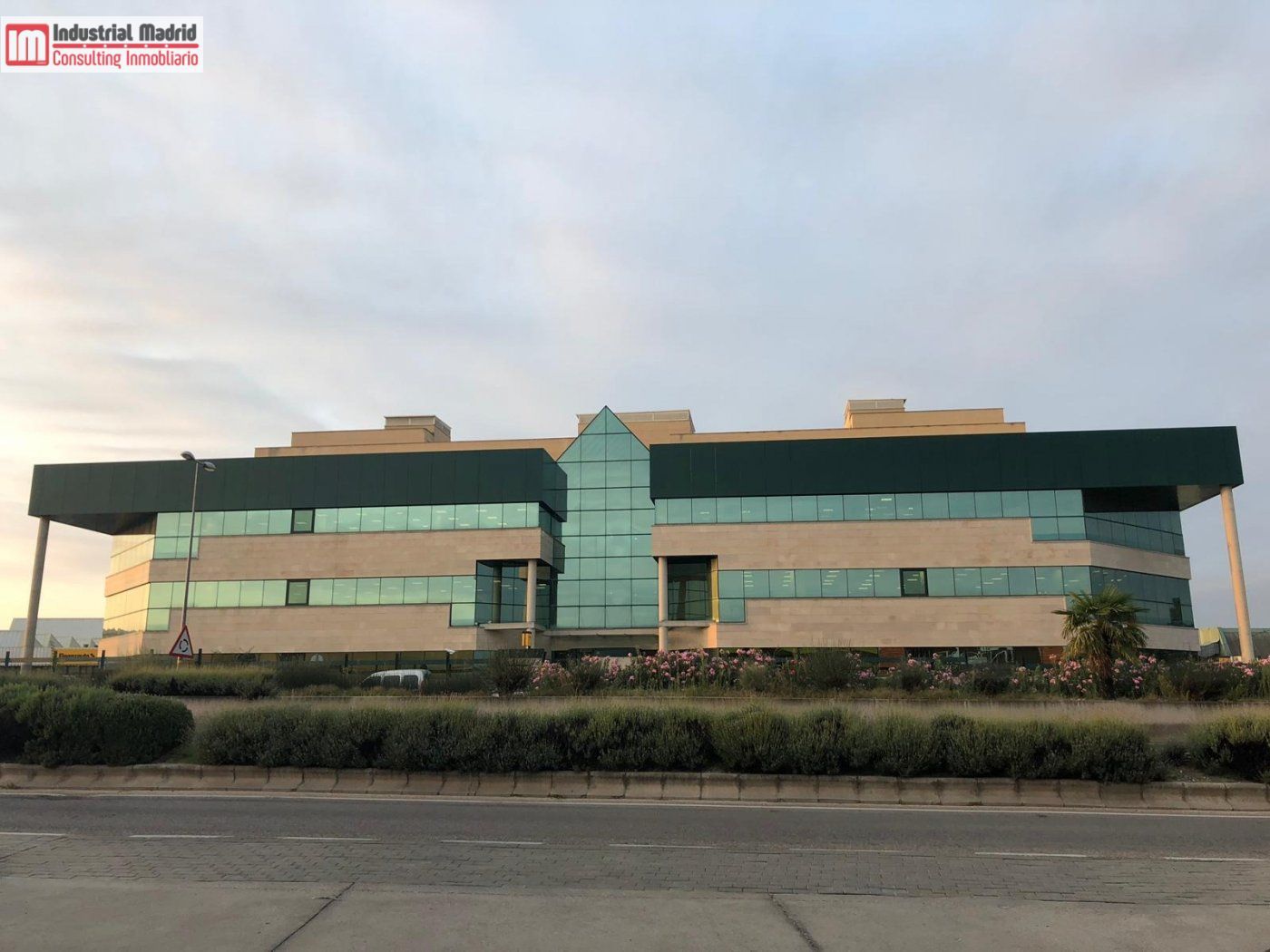 Vista exterior de Oficina en venda en Arganda del Rey