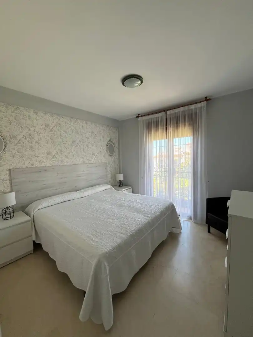 Dúplex con piscina en venta en Calahonda, imagen 7