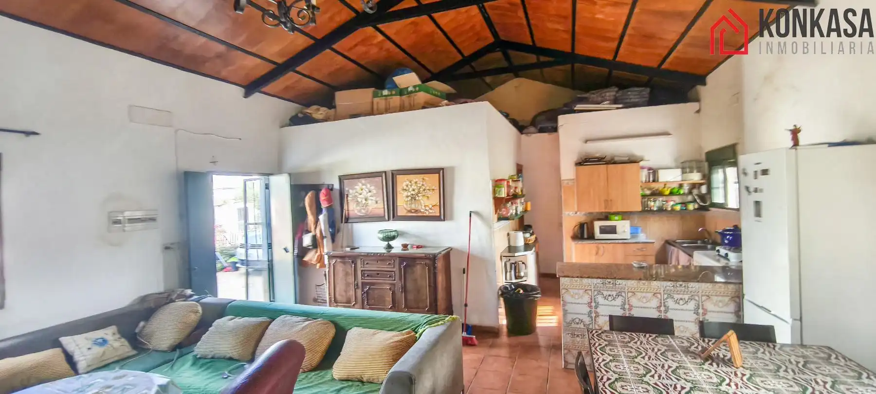 Casa rústica amb piscina en venda a Villamartín, imagen 10