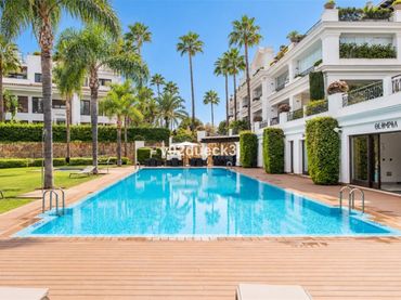 Wohnung mit Aufzug zum Verkauf in Estepona Pueblo