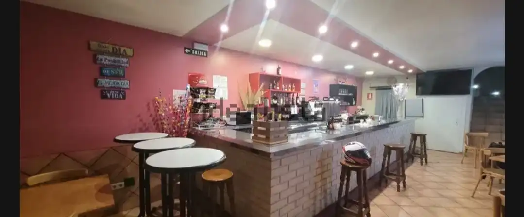 Local comercial en alquiler en Calle Artekale