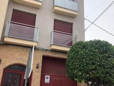 Individual for sale in Calle Calle Gran Vía 46