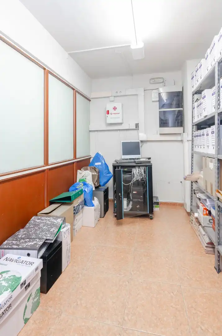 Local en venta en Oviedo 