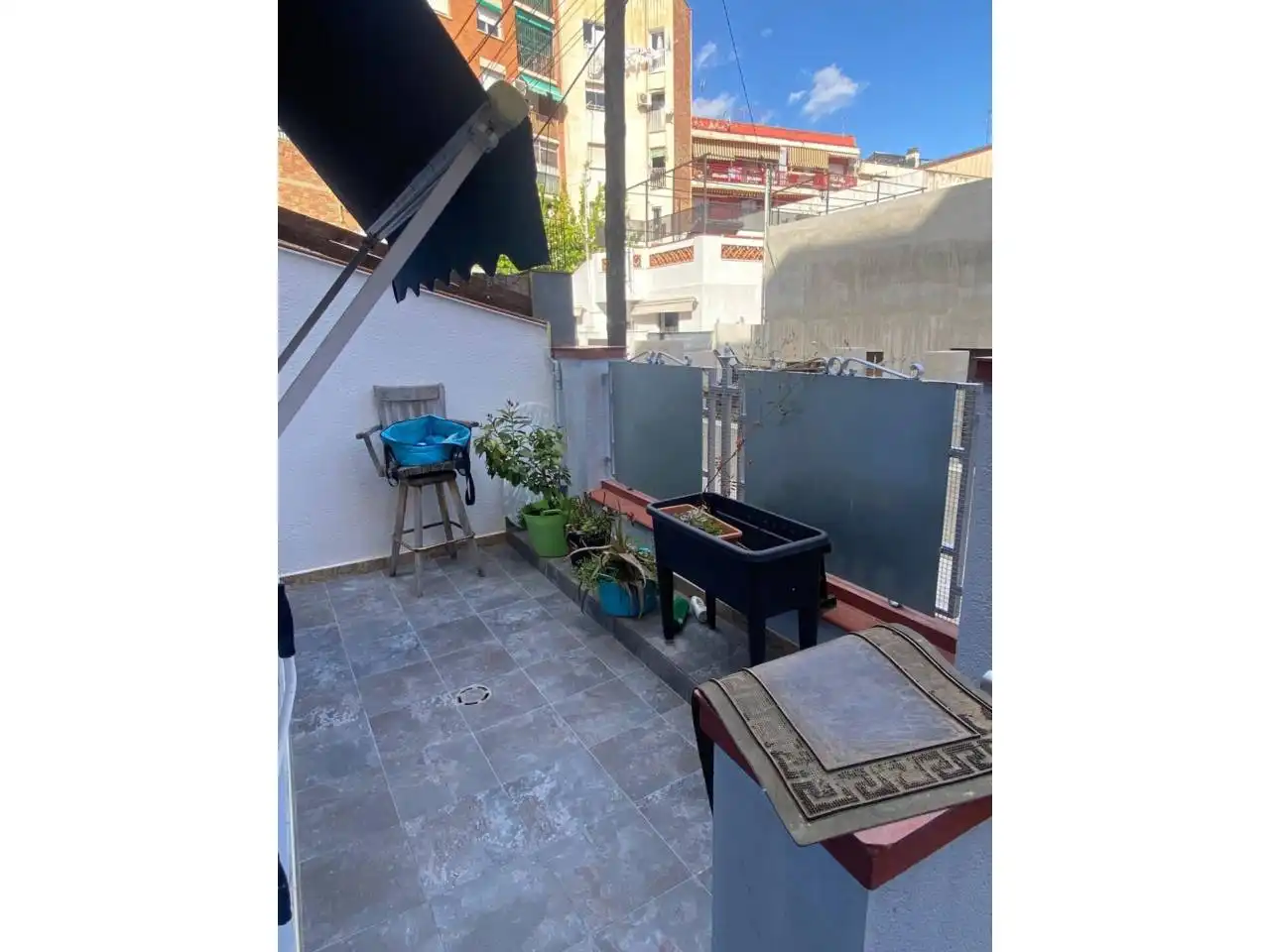 Terraza de Casa o chalet en venta en Santa Coloma de Gramenet con Aire acondicionado, Calefacción y Terraza