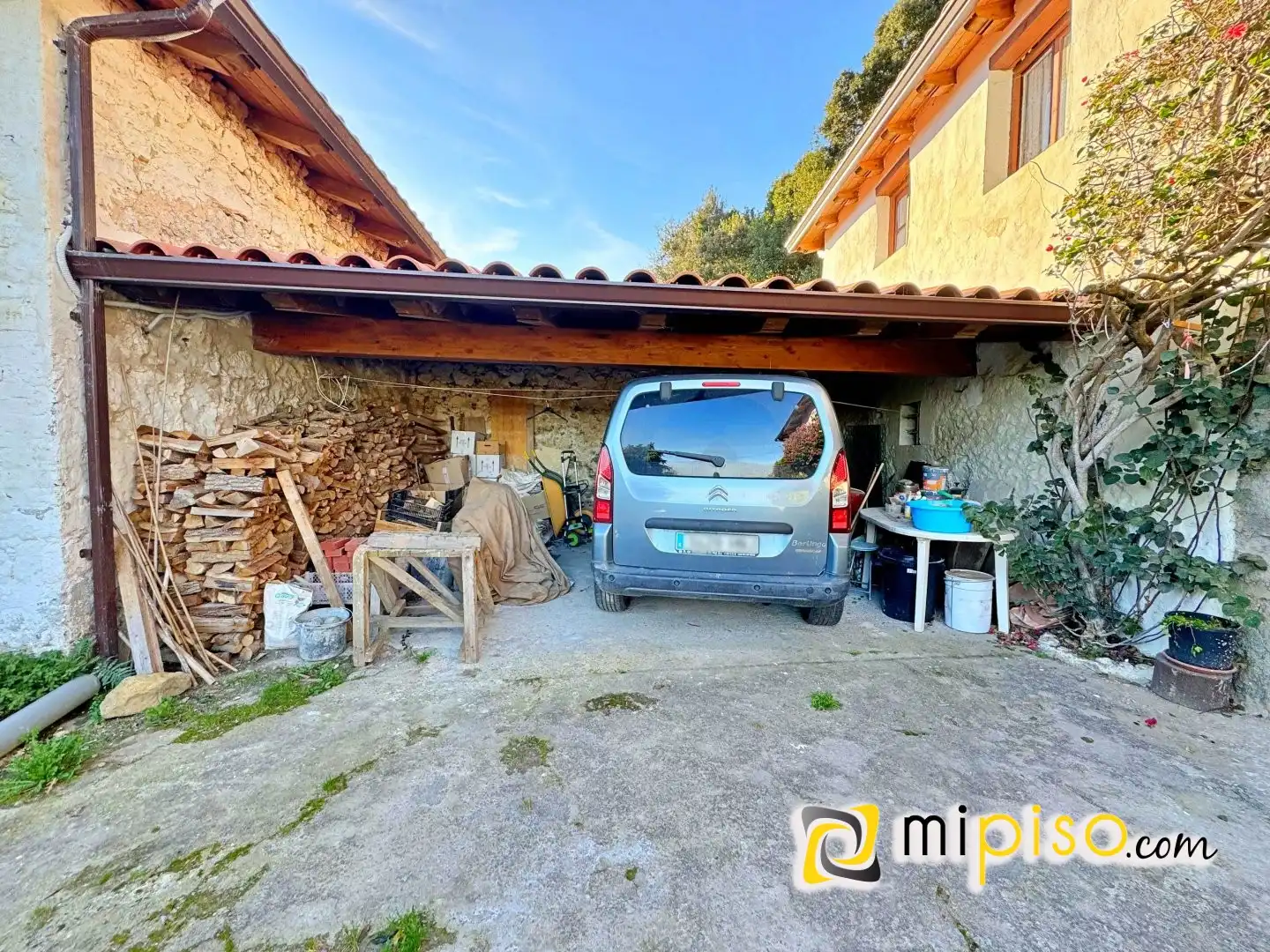 Aparcament de Casa o xalet en venda en Arnuero