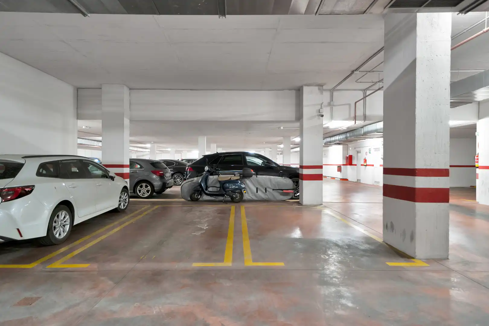 Parking de Ático en venta en Málaga con Aire acondicionado, Calefacción y Terraza