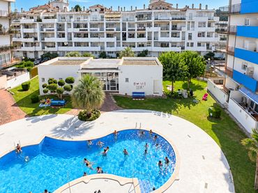 Apartamento con piscina en venta en DEL PORT MARINA 2