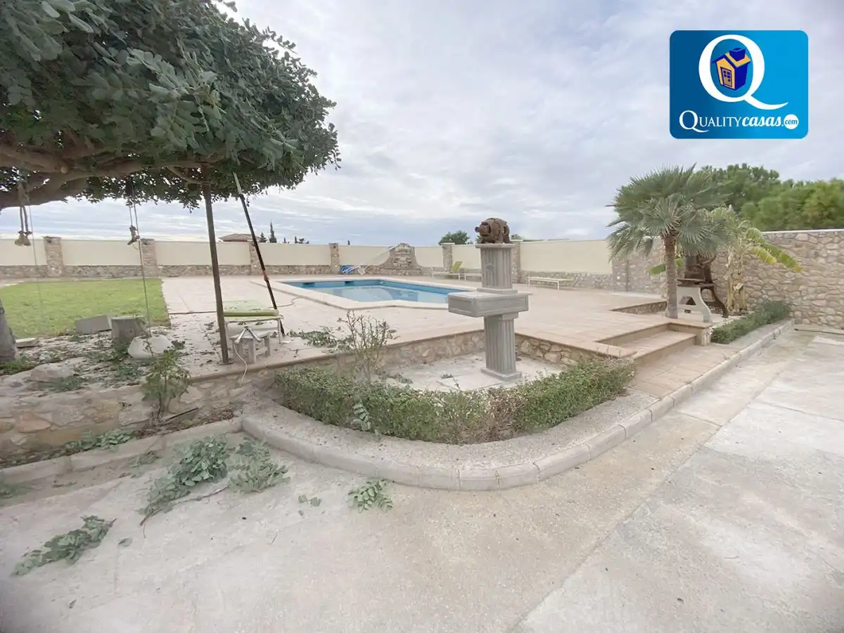 Swimming pool of Houses for sale in Mutxamel  with Terrace and Storage room