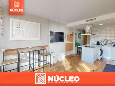 Piso con balcón en venta en Calle Nogal
