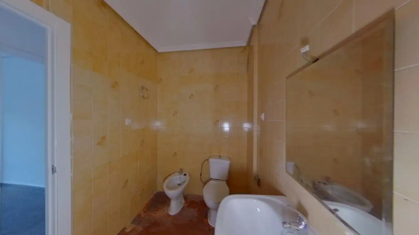 Baño de Piso en venta en Murcia