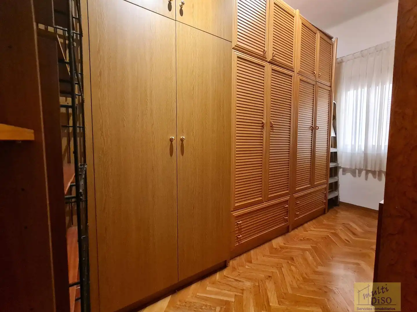 Schlafzimmer von Wohnung zum Verkauf in Barcelona mit Klimaanlage, Parkett und Terrasse