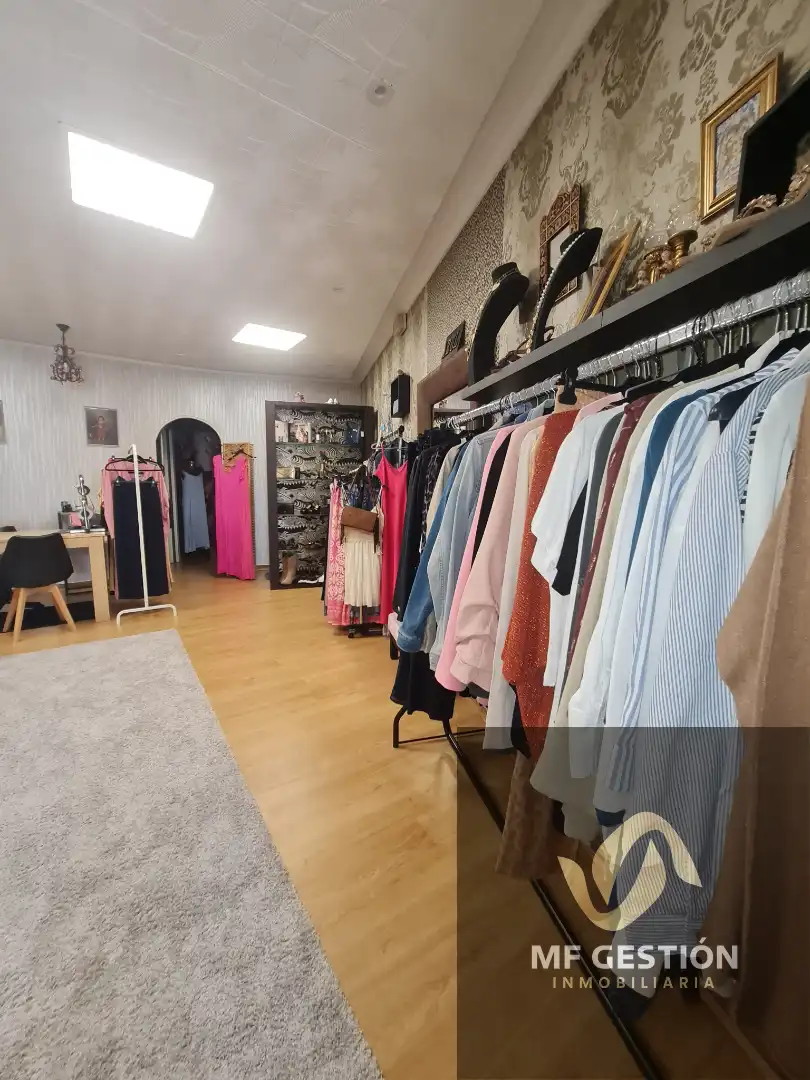 Local comercial en venta en Rúa Enrique Lorenzo, imagen 2