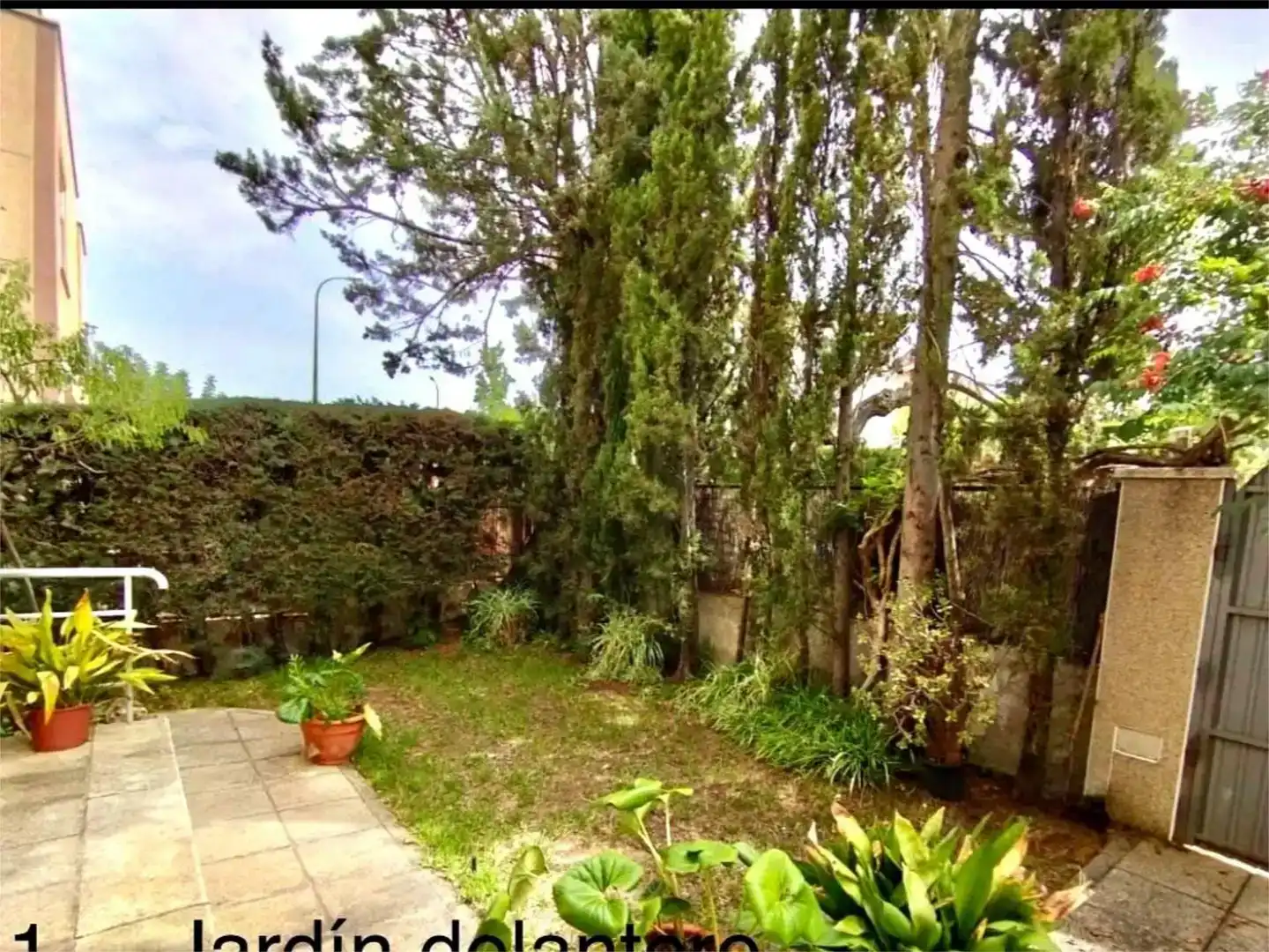 Jardí de Casa o xalet en venda en Cáceres Capital amb Aire condicionat i Piscina