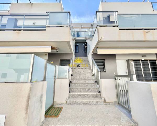 Piso en Alquiler en Pueblo Latino