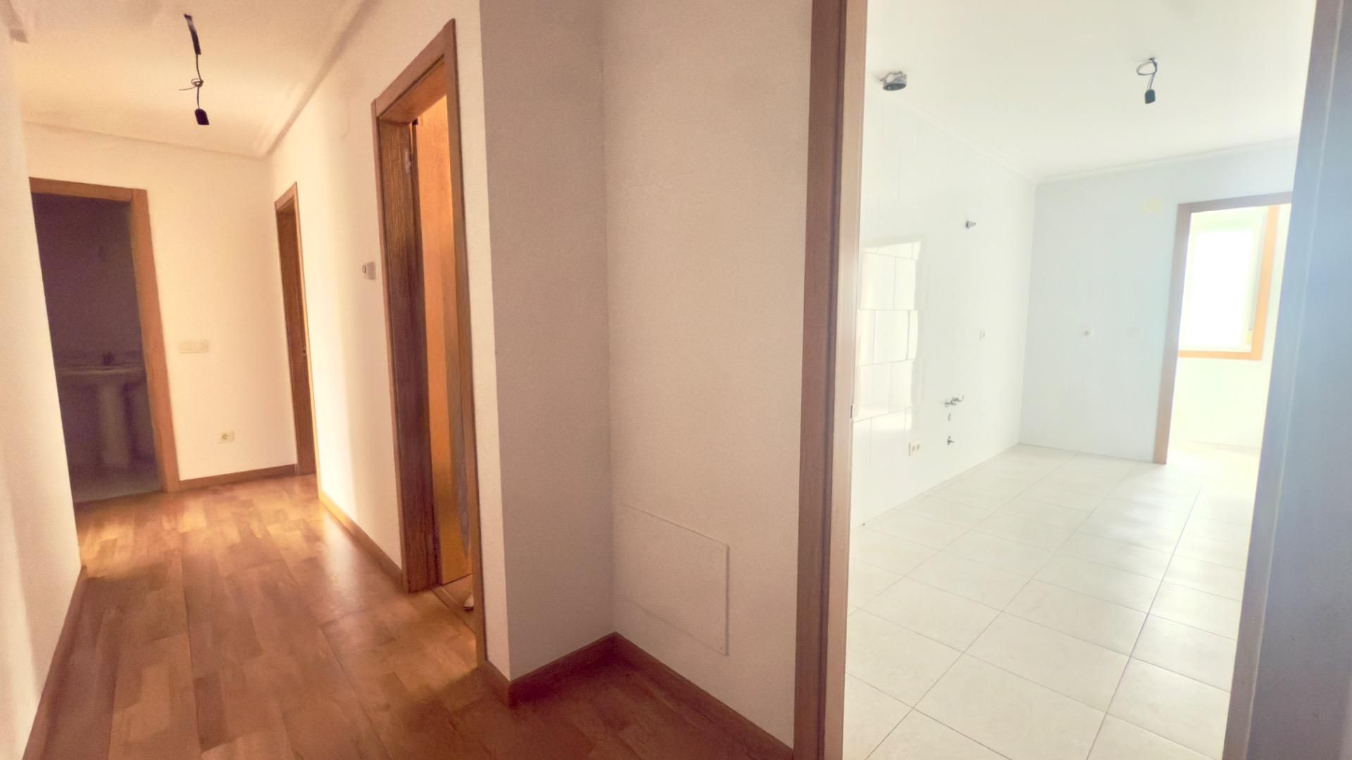 Apartament en venda en San Cibrao das Viñas amb Calefacció i Traster
