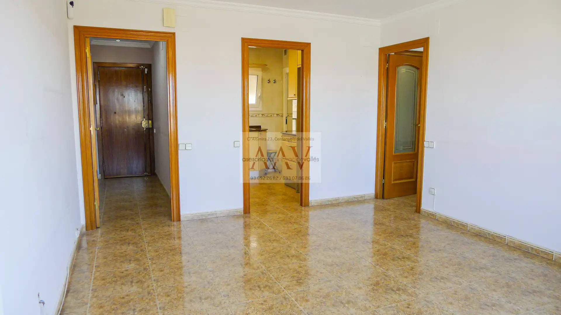 Piso en venta en Cerdanyola del Vallès con Calefacción, Horno y Balcón