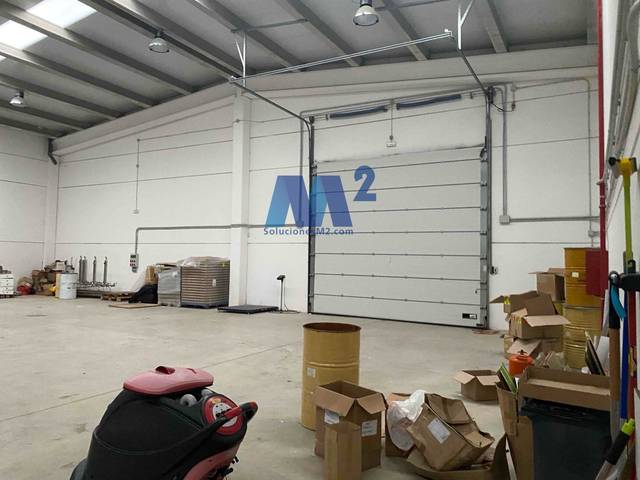 Nave industrial en Alquiler en Chiloeches