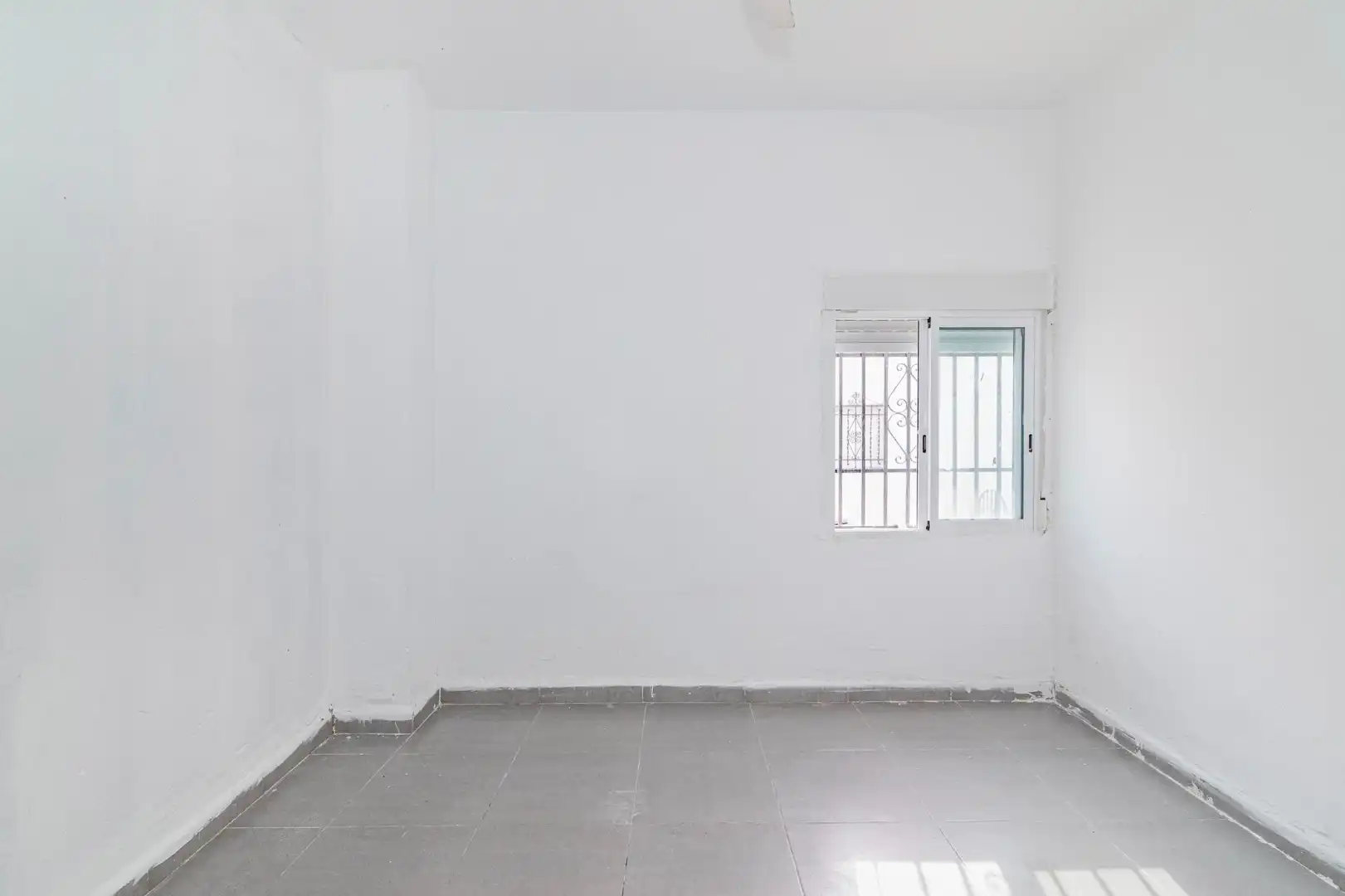 Detached homes for sale in Granada