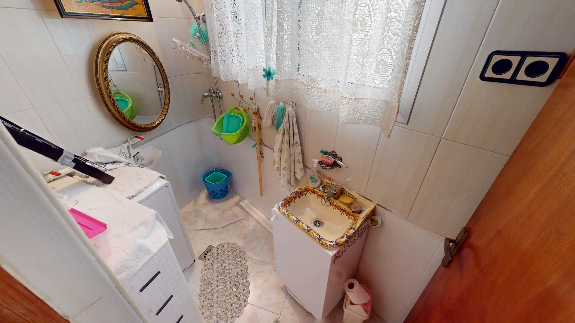 Bathroom of Commercial properties for sale in Alicante / Alacant