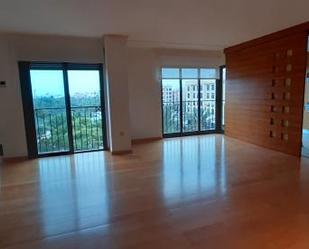 Living room of Flat to rent in Elche / Elx  with Air Conditioner, Parquet flooring and Oven