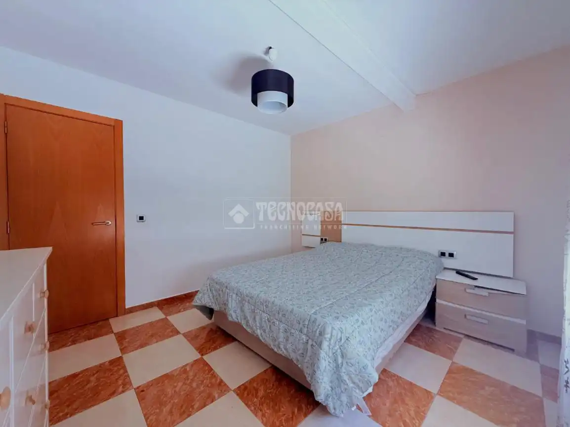 Schlafzimmer von Wohnung zum Verkauf in Mislata mit Klimaanlage, Möbliert und Balkon