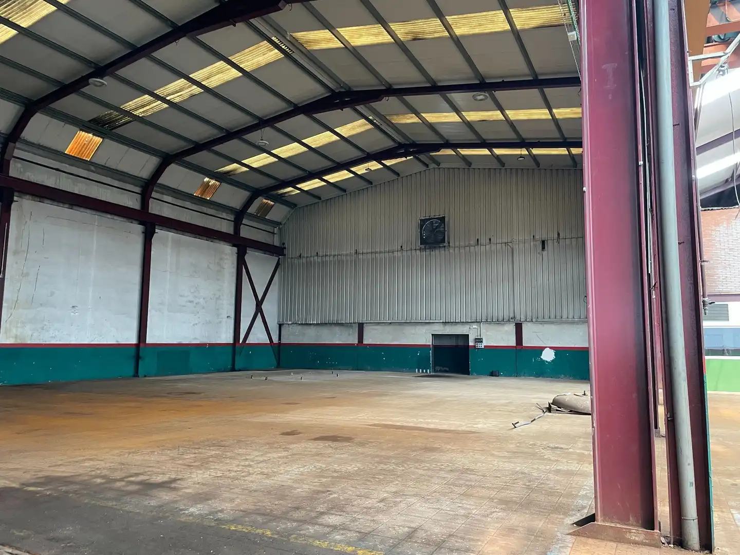 Nave industrial en venta en Camargo