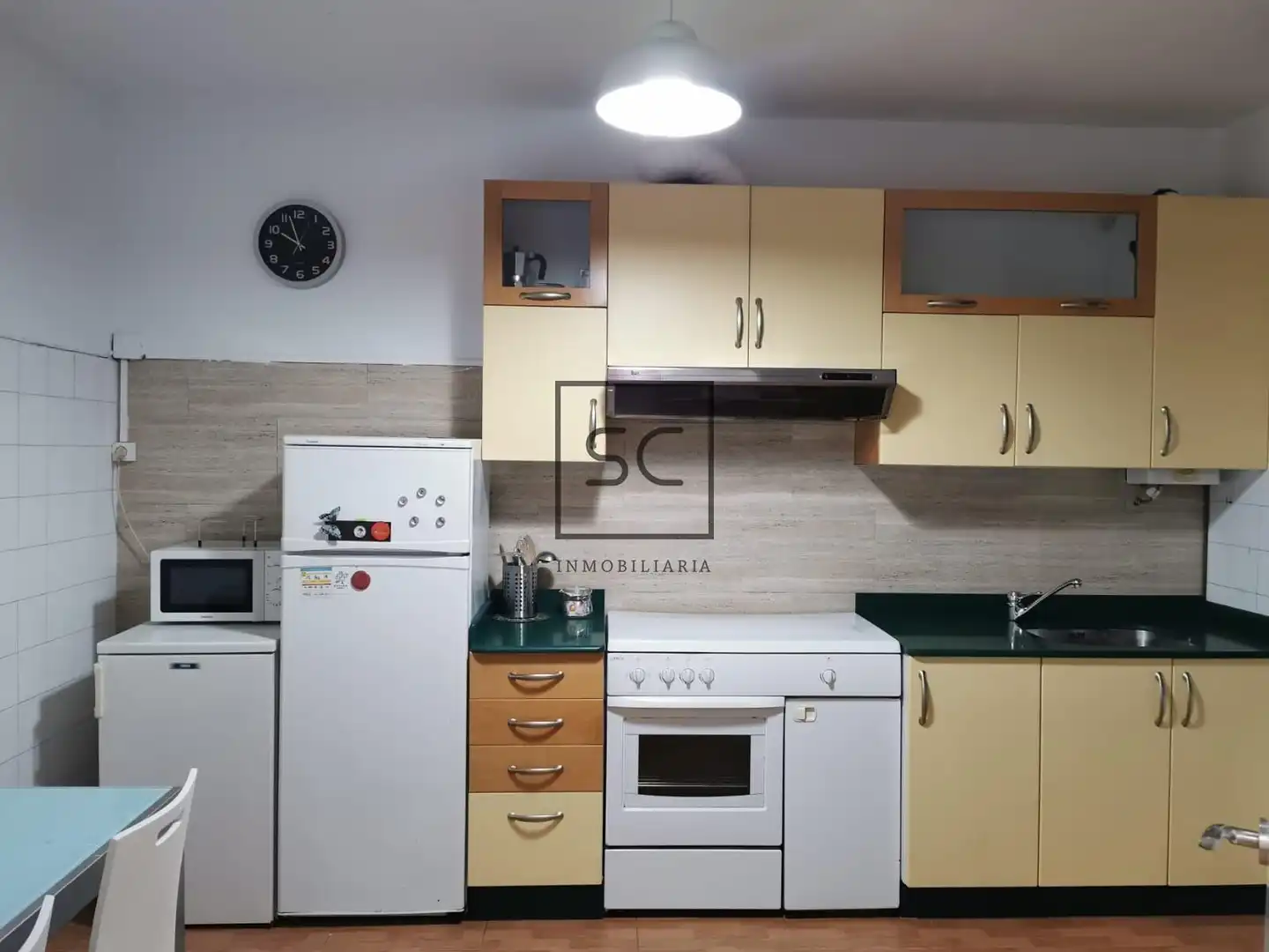 Cuina de Casa o xalet en venda en Valdoviño amb Jardí privat, Terrassa i Traster