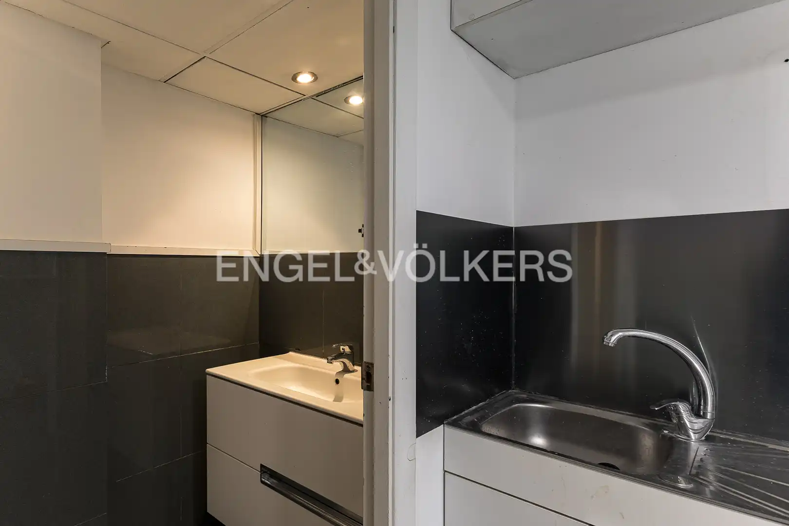 Baño de Oficina en venta en Barcelona