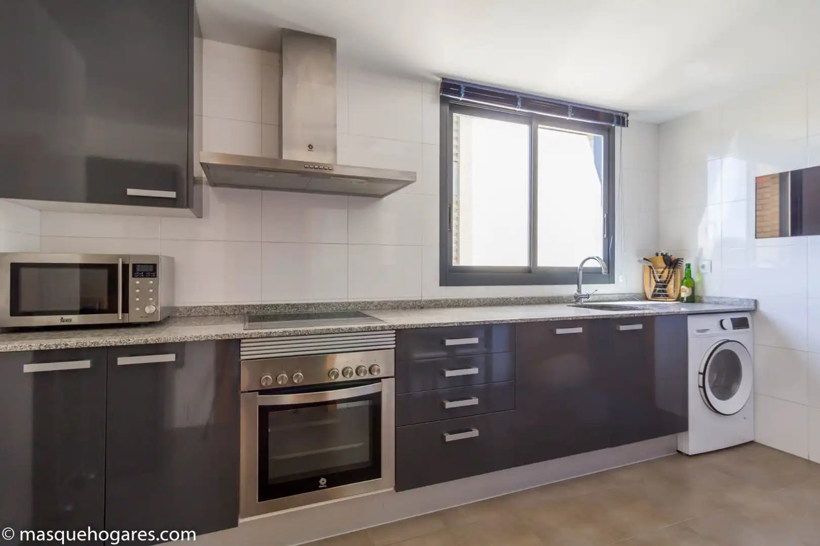 Kitchen of Flat for rent in Zaragoza  with Furnished