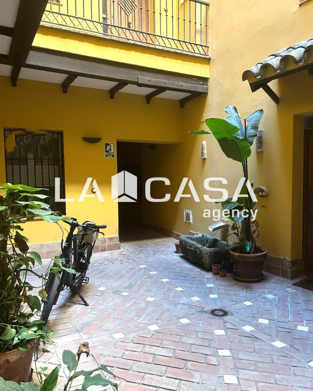 Exterior view of Flat to rent in  Sevilla Capital