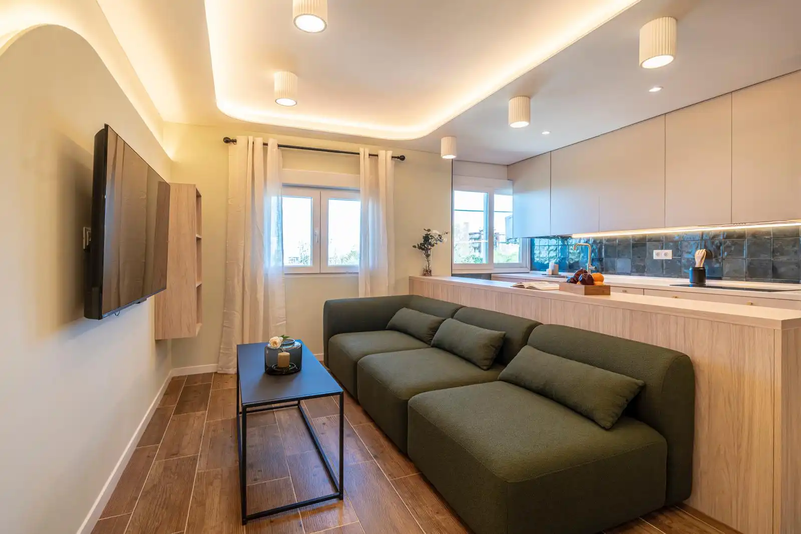 Living room of Flat for sale in  Madrid Capital  with Air Conditioner, Heating and Furnished