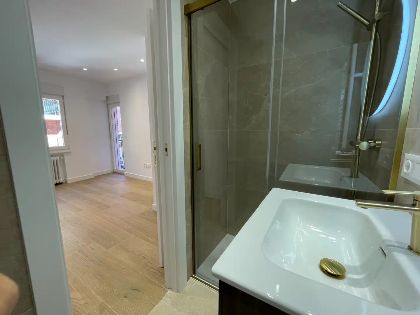 Piso con terraza en venta en Calle Navasfrías, imagen 20