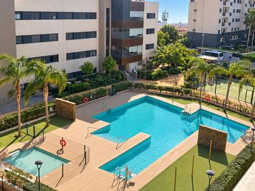 Àtic amb piscina en venda a PLANETAS 8
