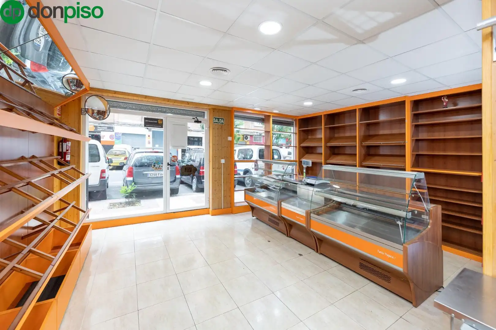 Local comercial en venda a Carretera charcon