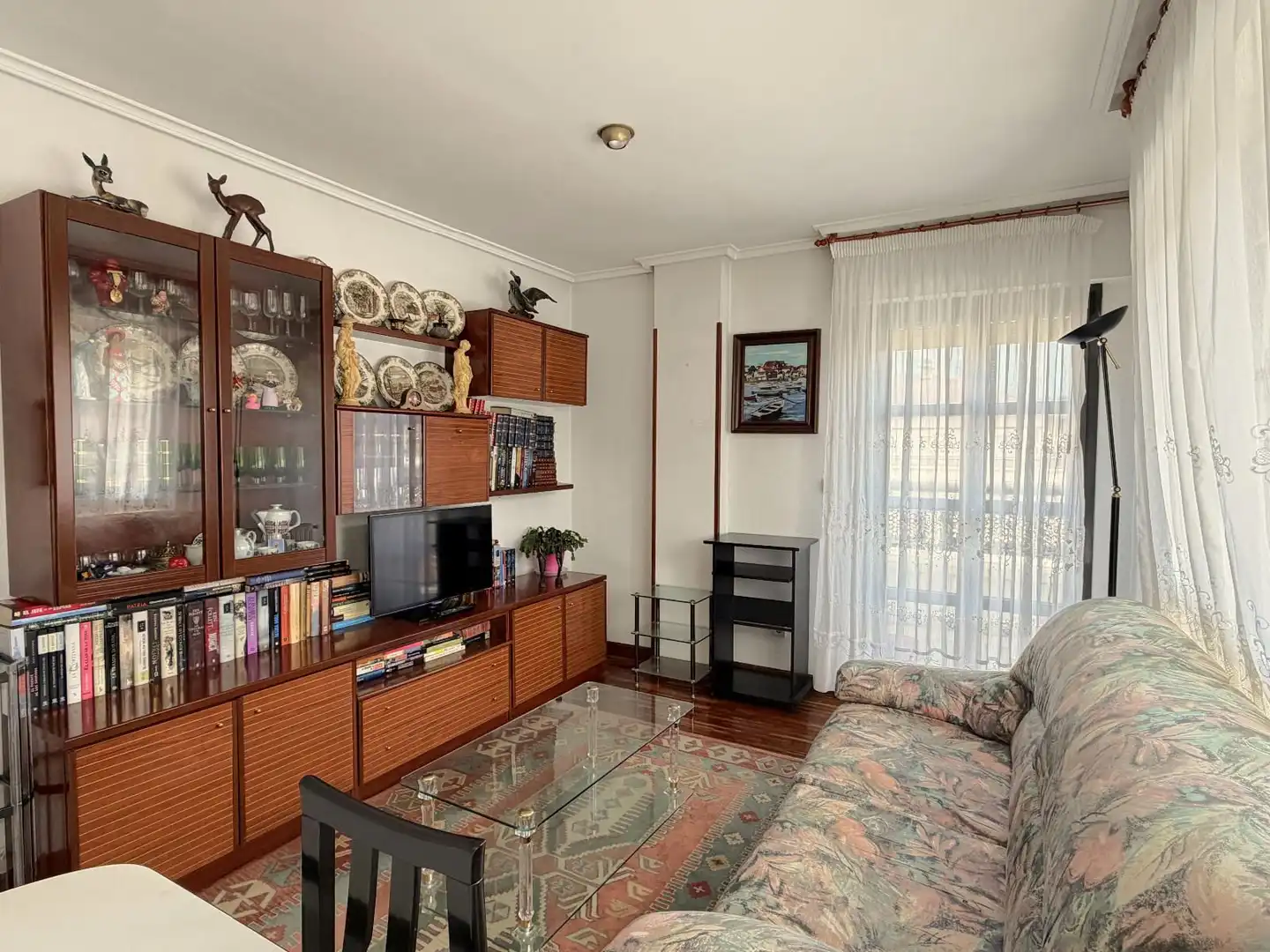 Sala d'estar de Àtic en venda en Lasarte-Oria amb Calefacció, Parquet i Terrassa