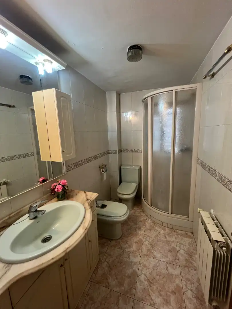 Bathroom of Flat for sale in Centro