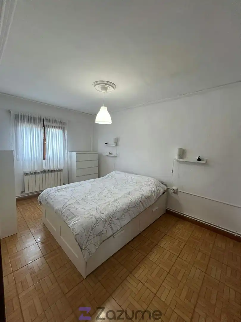 Bedroom of Flat for rent in Langreo  with Heating, Furnished and Oven