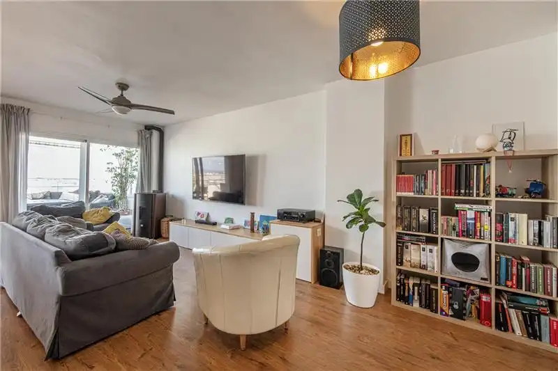 Wohnzimmer von Dachboden zum Verkauf in  Palma de Mallorca mit Klimaanlage, Terrasse und Abstellraum