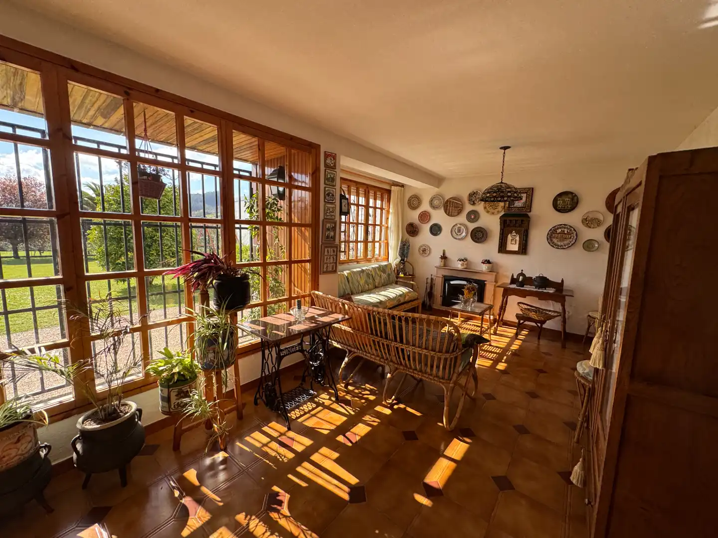 Sala de estar de Casa o chalet en venta en Llanera con Calefacción y Jardín privado