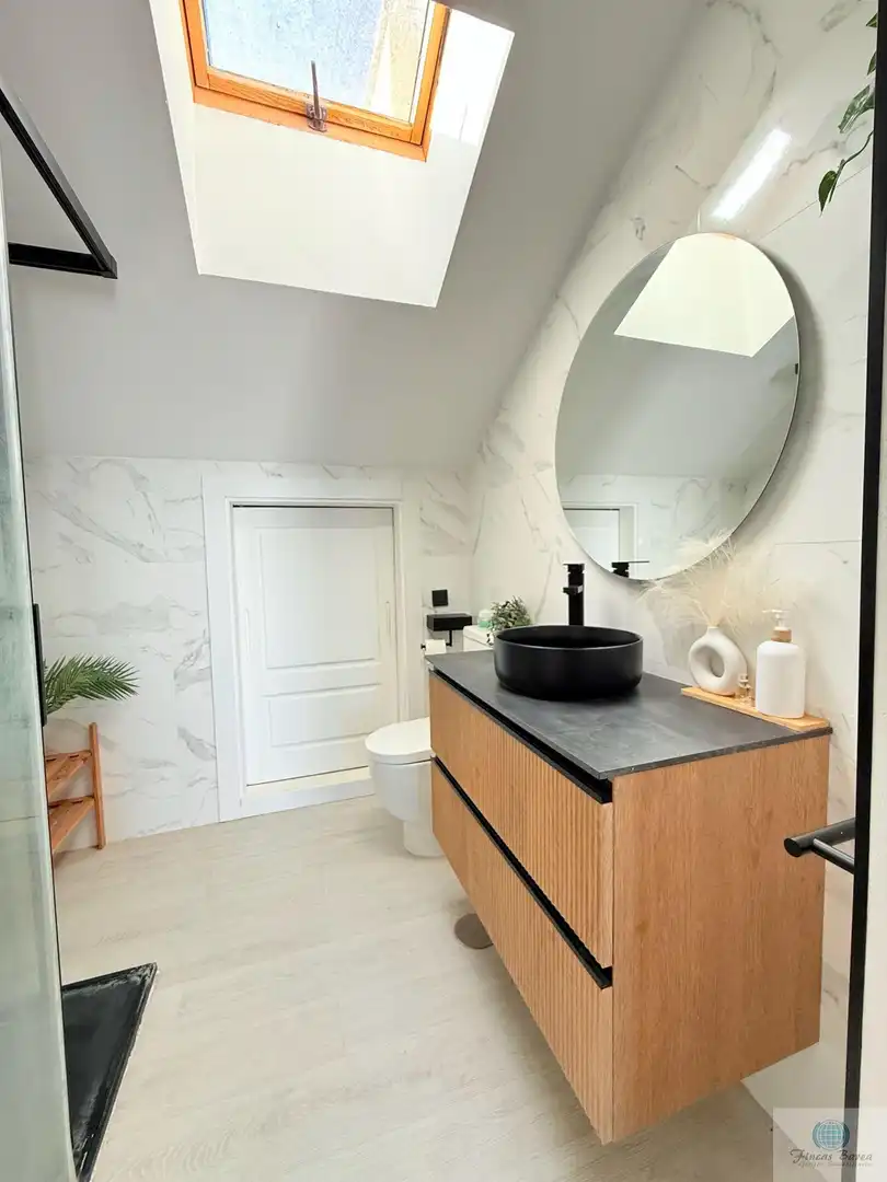 Bathroom of Attic for sale in Fuengirola  with Air Conditioner, Terrace and Community pool