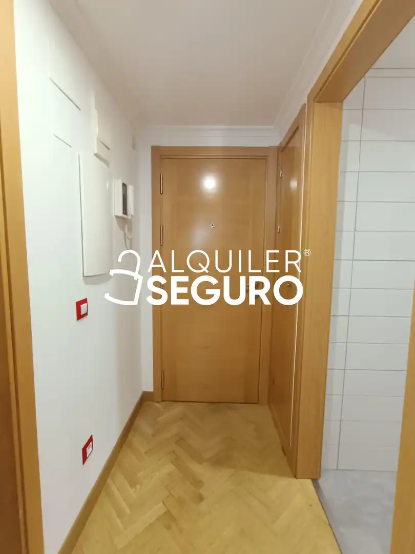 Wohnung zur Miete in Ciempozuelos mit Klimaanlage, Heizung und Abstellraum