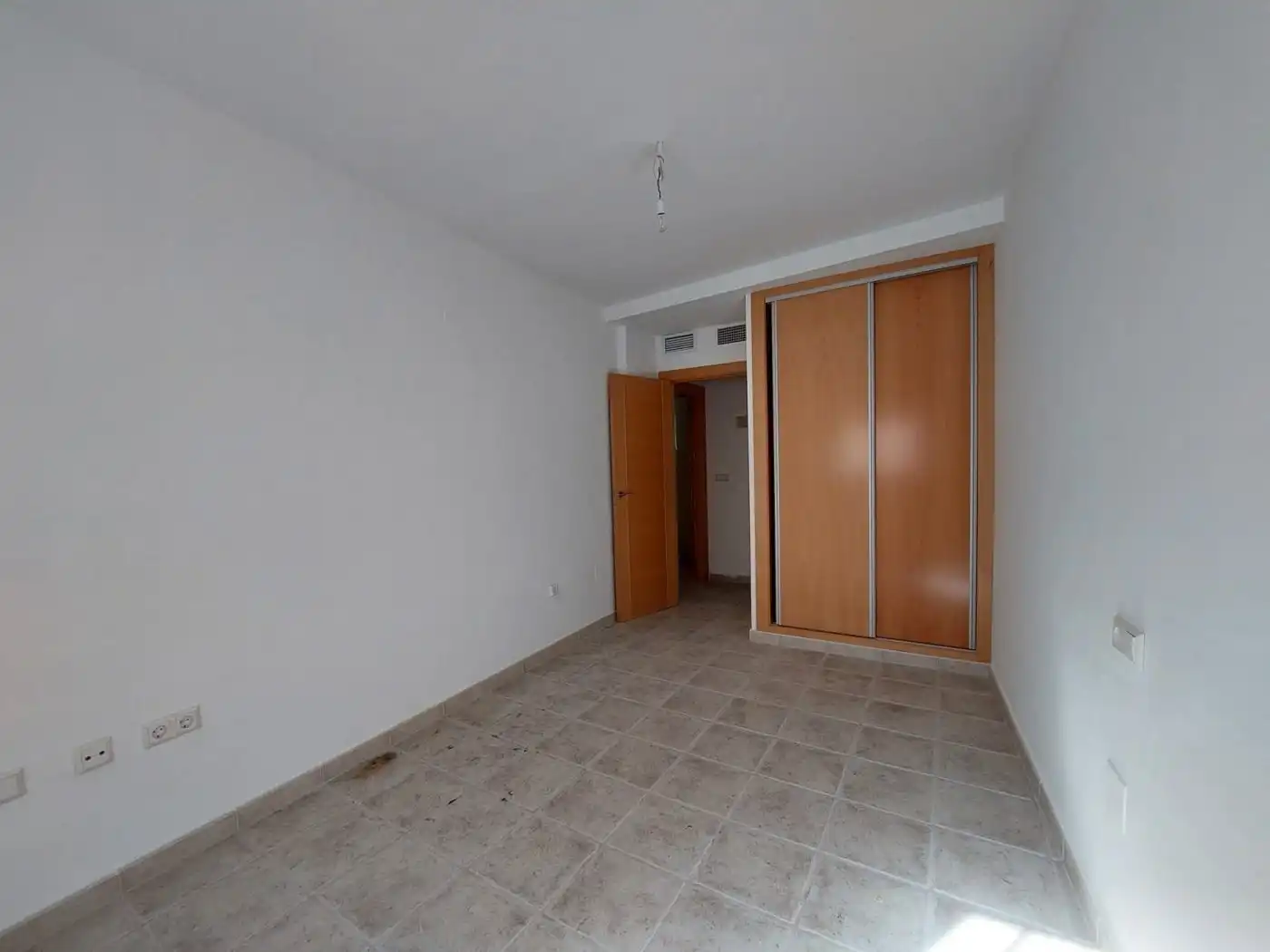 Habitación de Edificio en venta en Fortuna